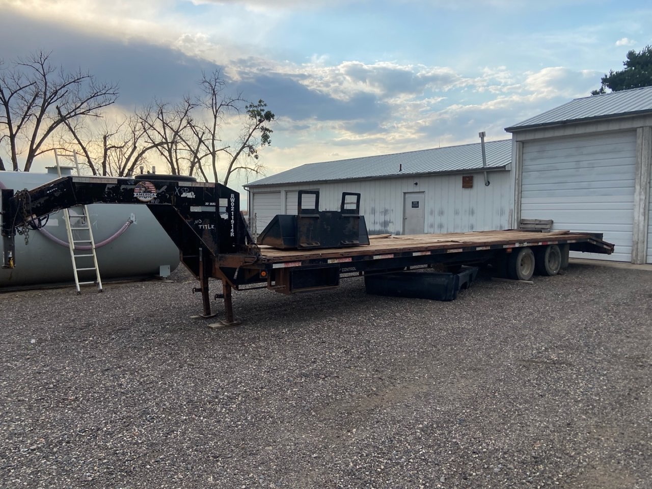 30-foot gooseneck flatbed trailer for heavy equipment transport